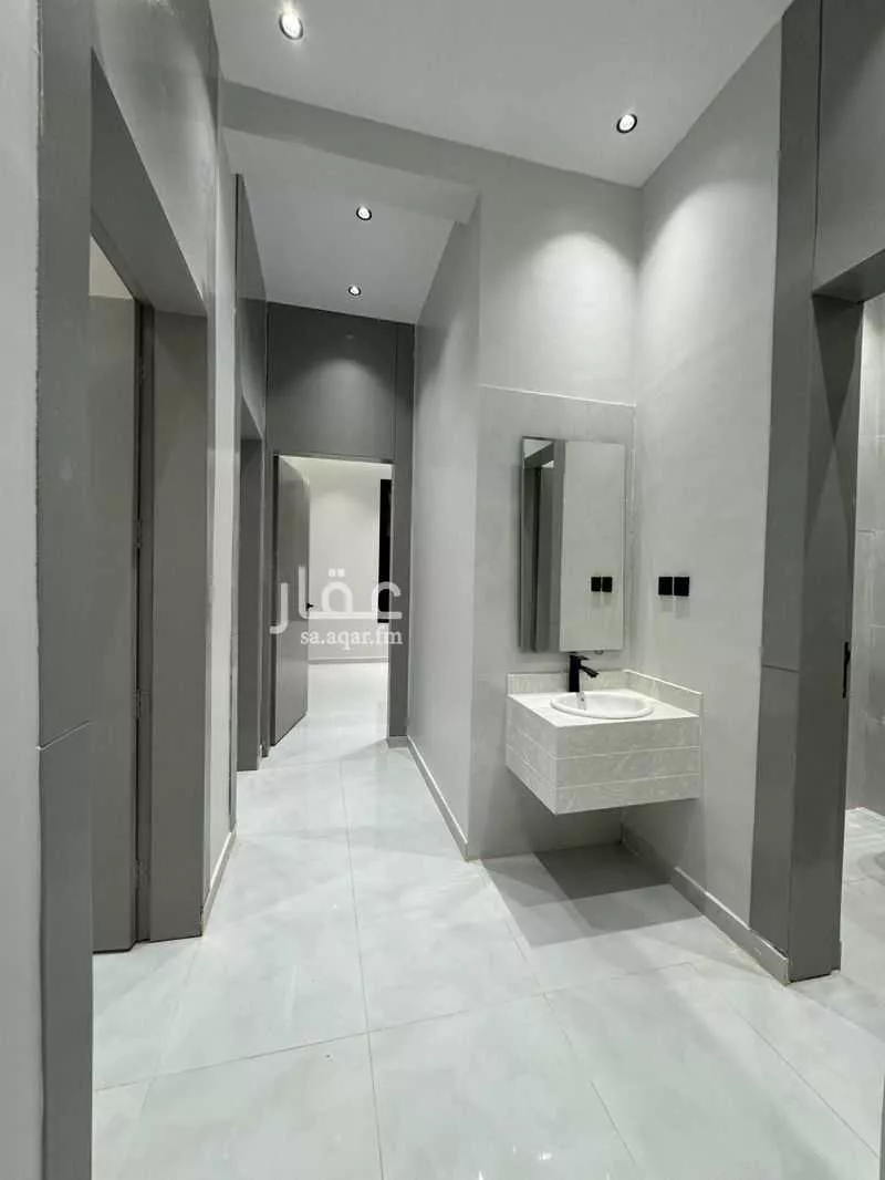 3 bedroom floor in Ash Sharq 7