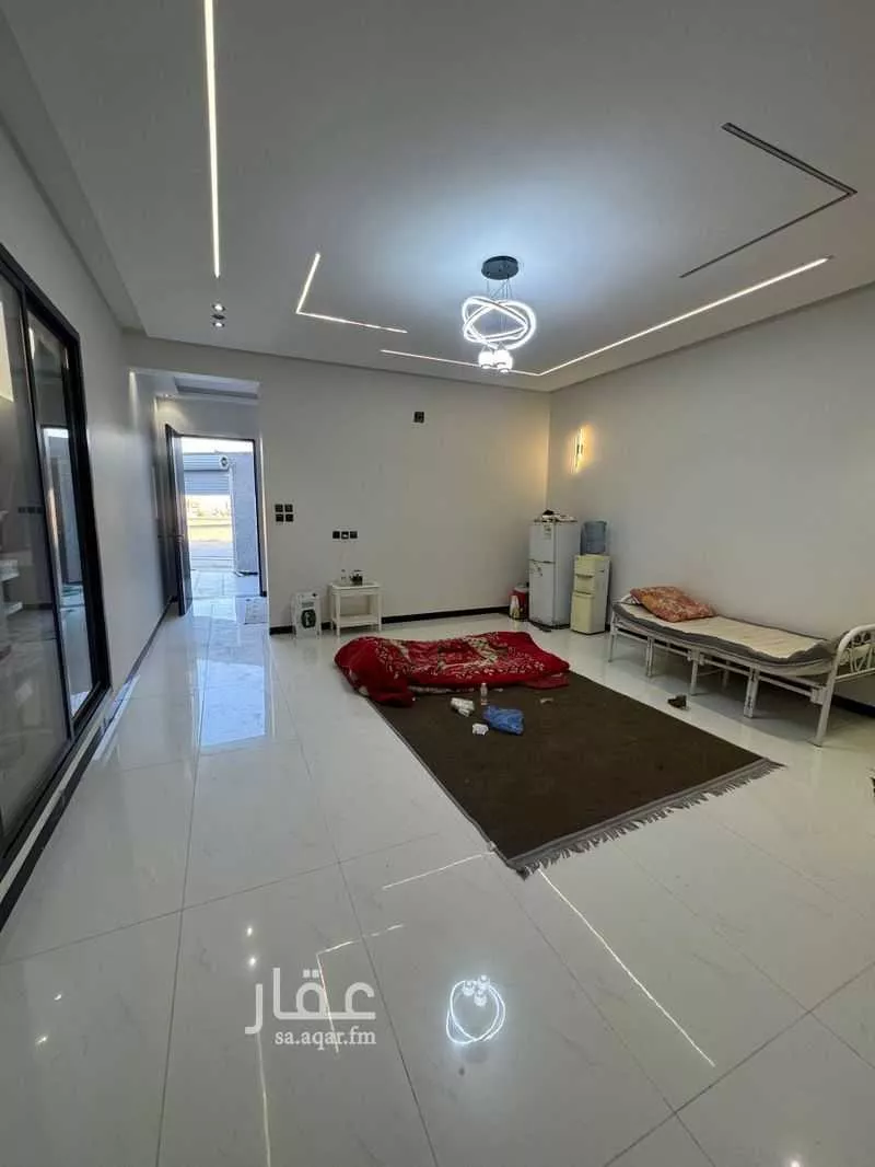 6 bedroom floor in Badr 4
