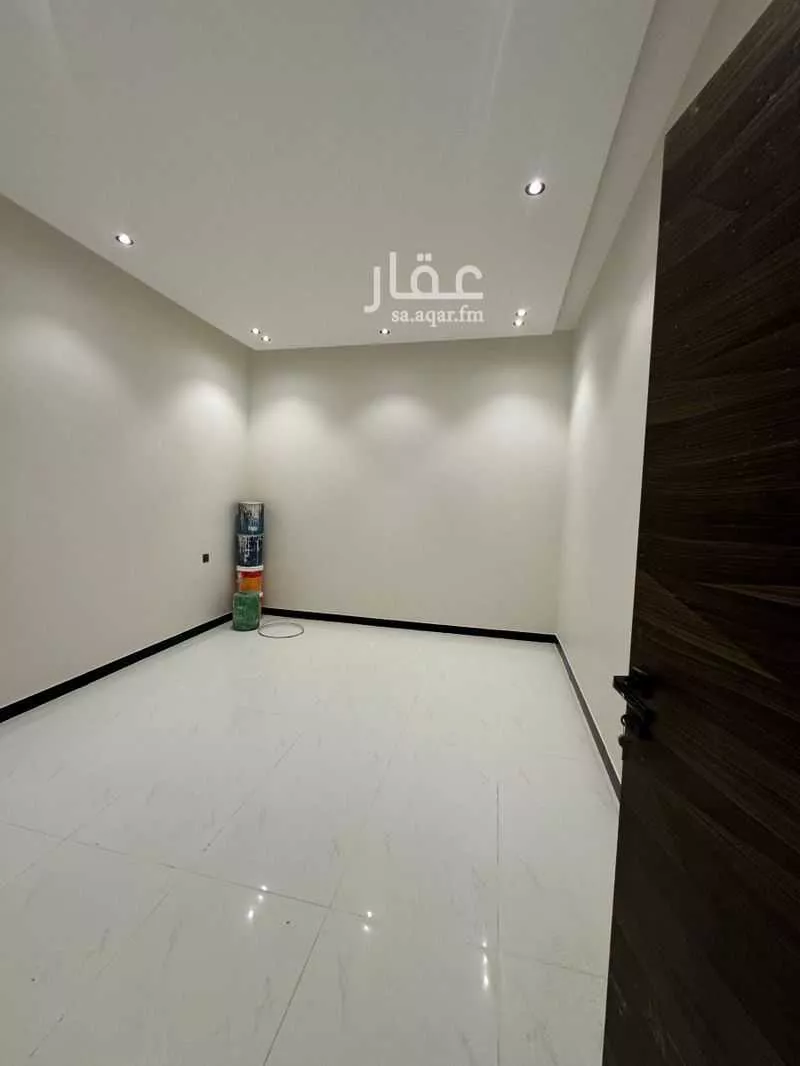6 bedroom floor in Badr 9