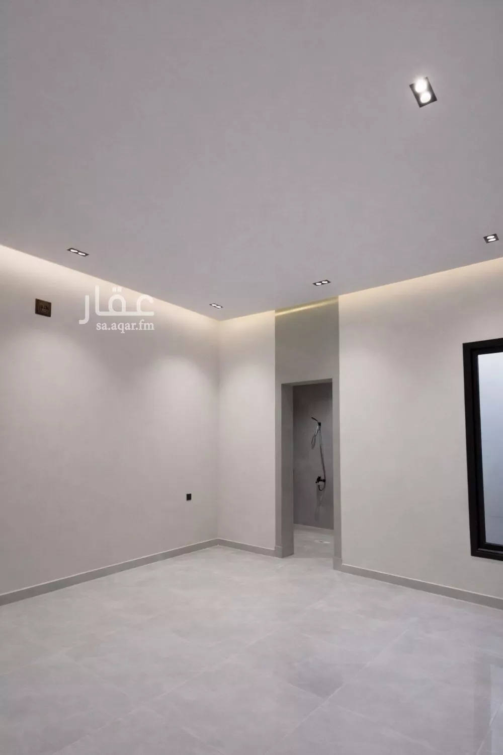 3 bedroom floor in Al Janadriyah 12