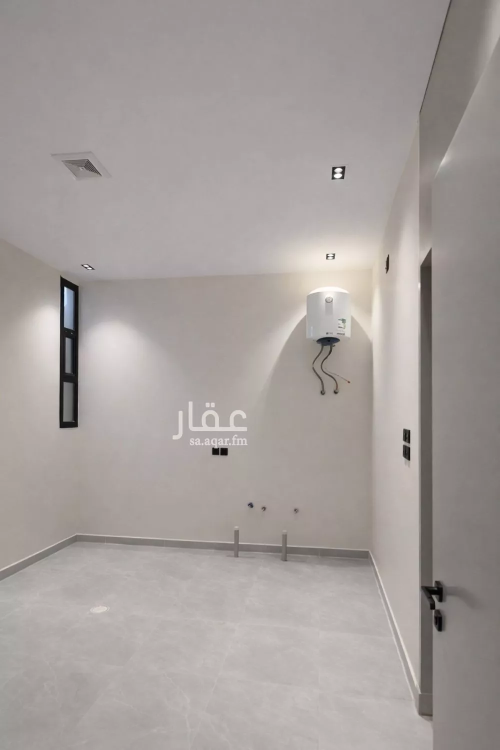 3 bedroom floor in Al Janadriyah 14