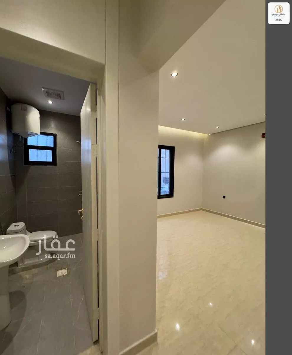 6 bedroom floor in Ash Sharq 3