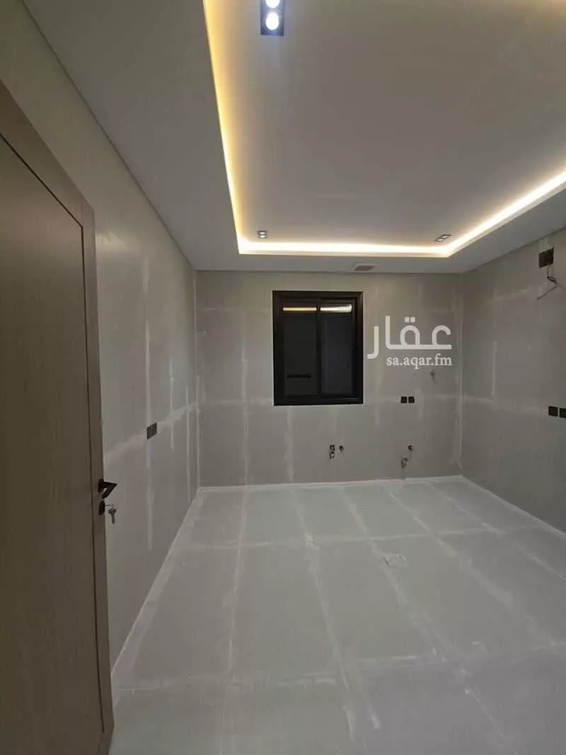 6 bedroom floor in Ash Sharq 2