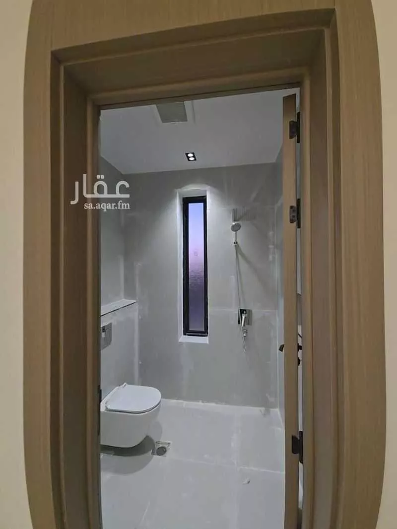 6 bedroom floor in Ash Sharq 3