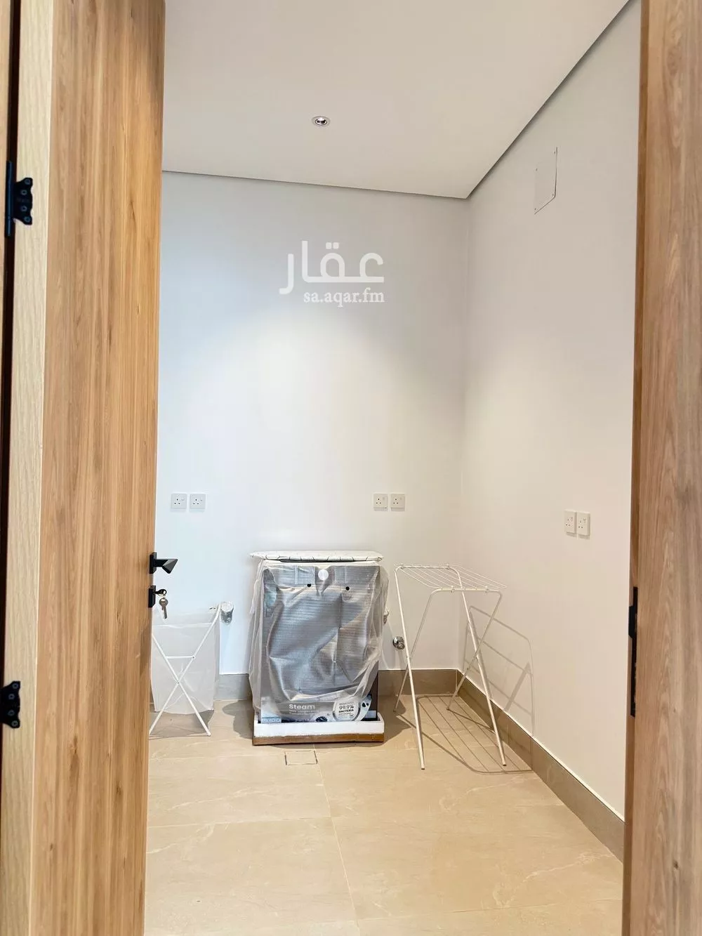 دور 5 غرف في الملقا 16