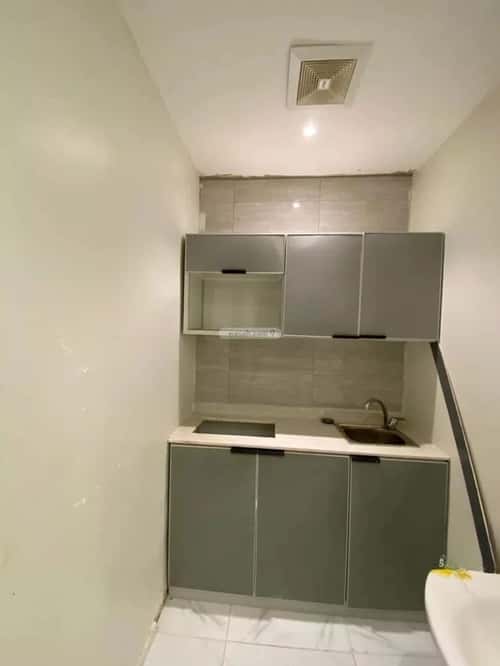 1 bedroom apartment in Al Hazm 4
