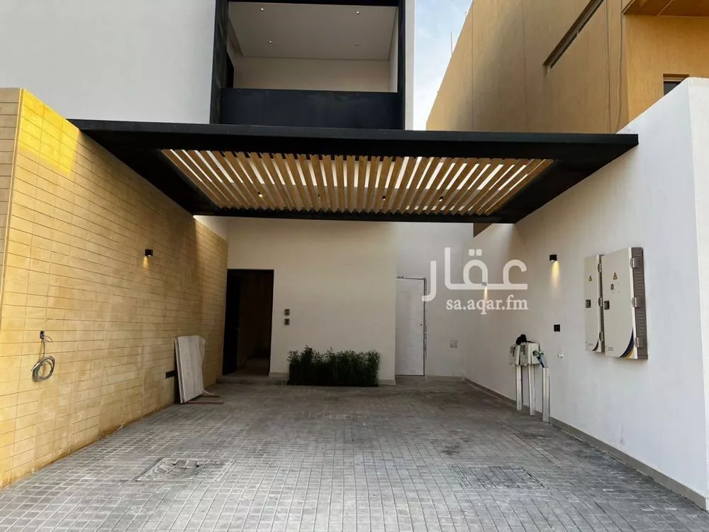 دور 3 غرف في العارض 9