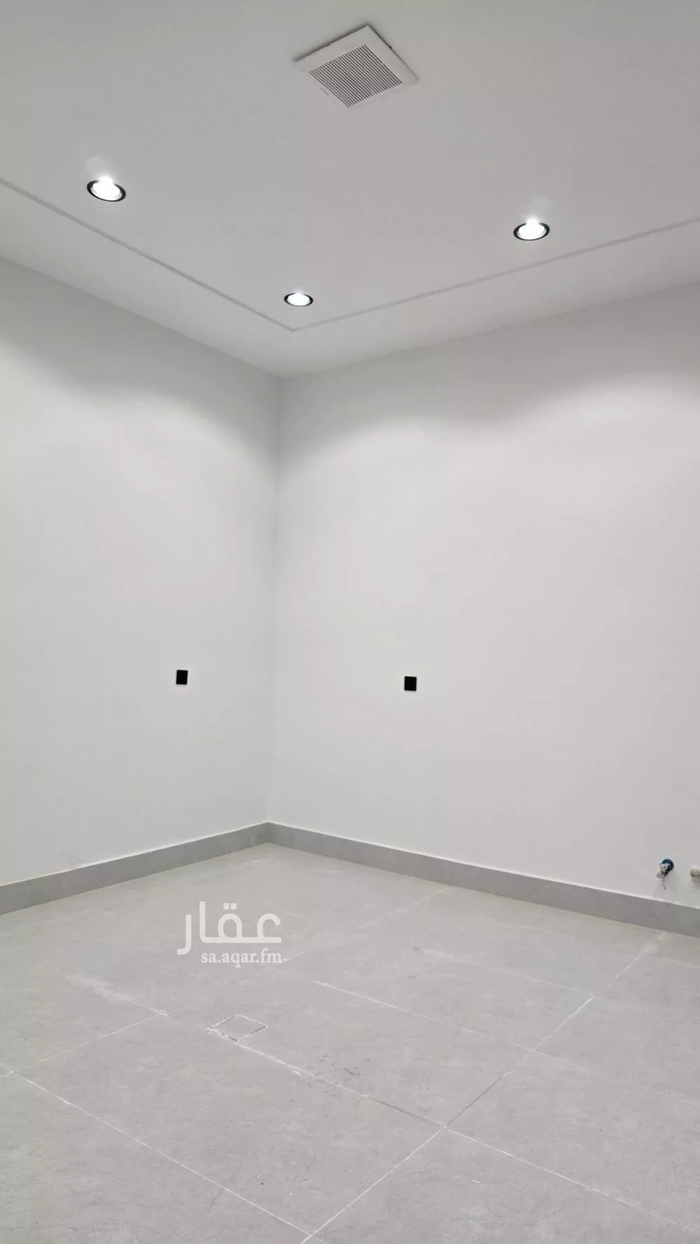 دور 6 غرف في احد 10