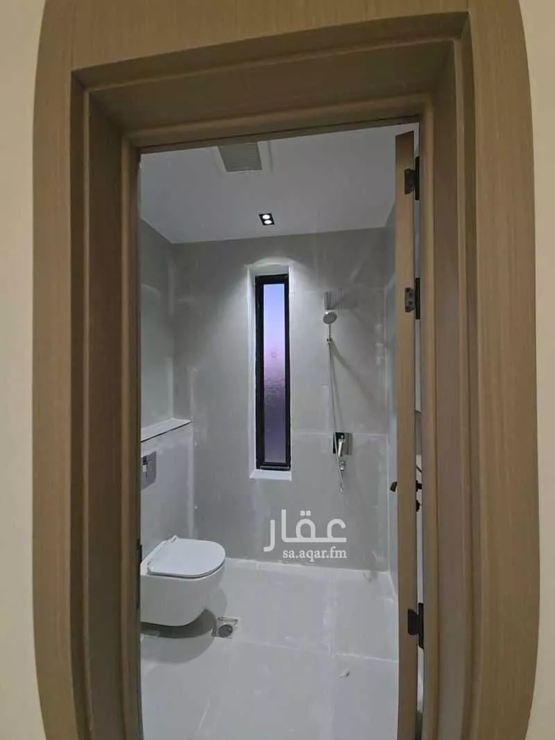 دور 7 غرف في الشرق 20