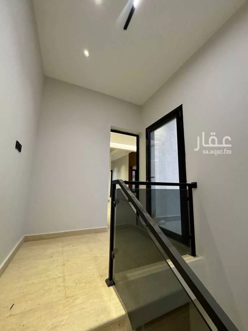 6 bedroom floor in Dirab 16