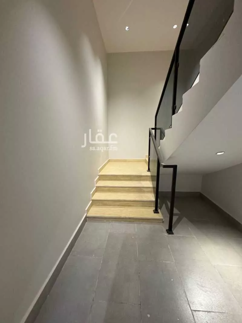 6 bedroom floor in Dirab 3
