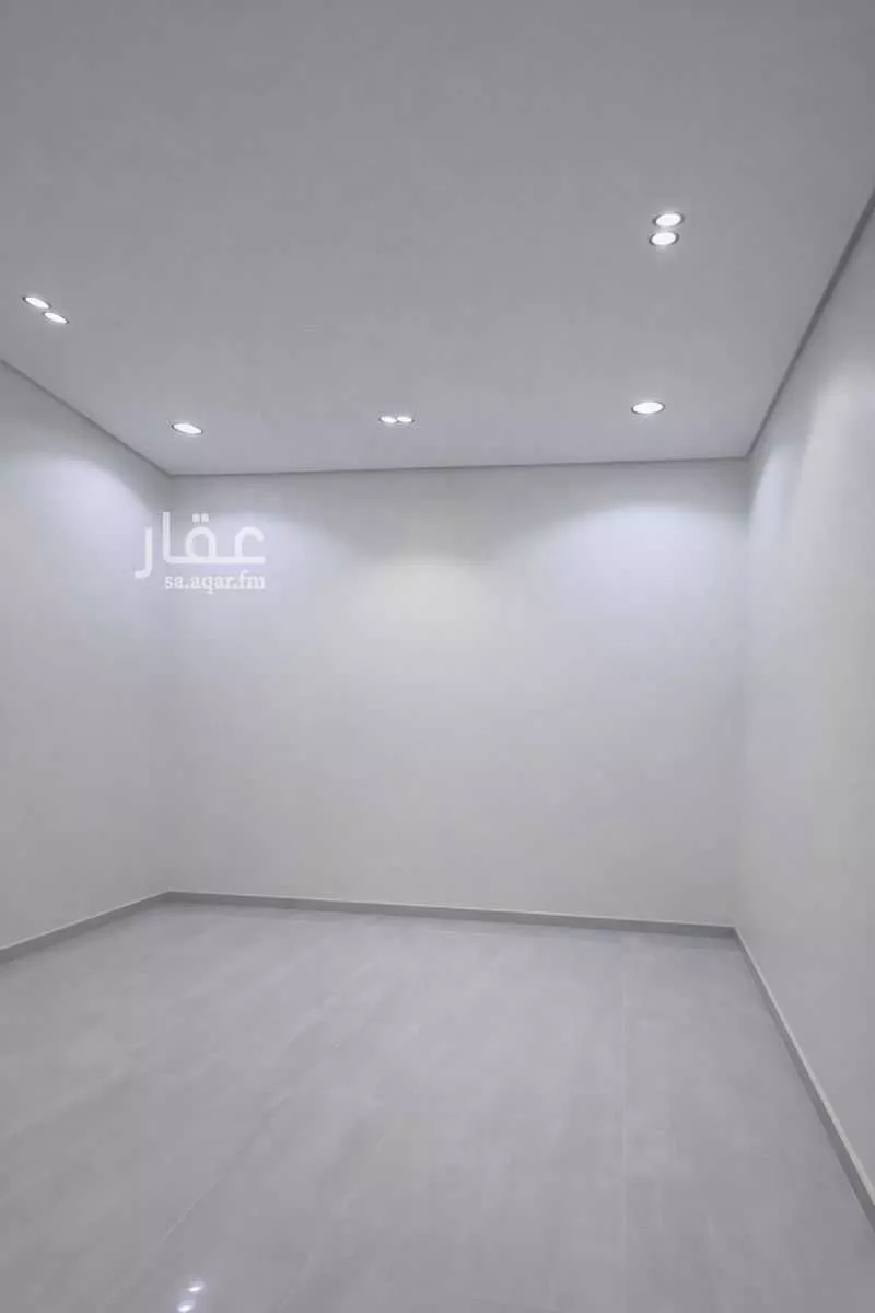 دور 8 غرف في الشرق 11