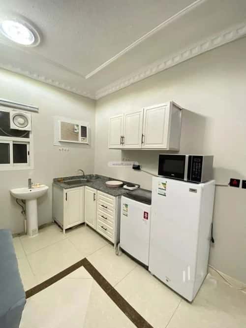 1 bedroom apartment in Al Hazm 5