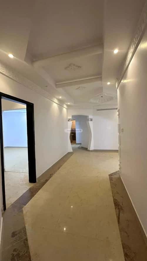 8 bedroom floor in Ishbiliyah 5