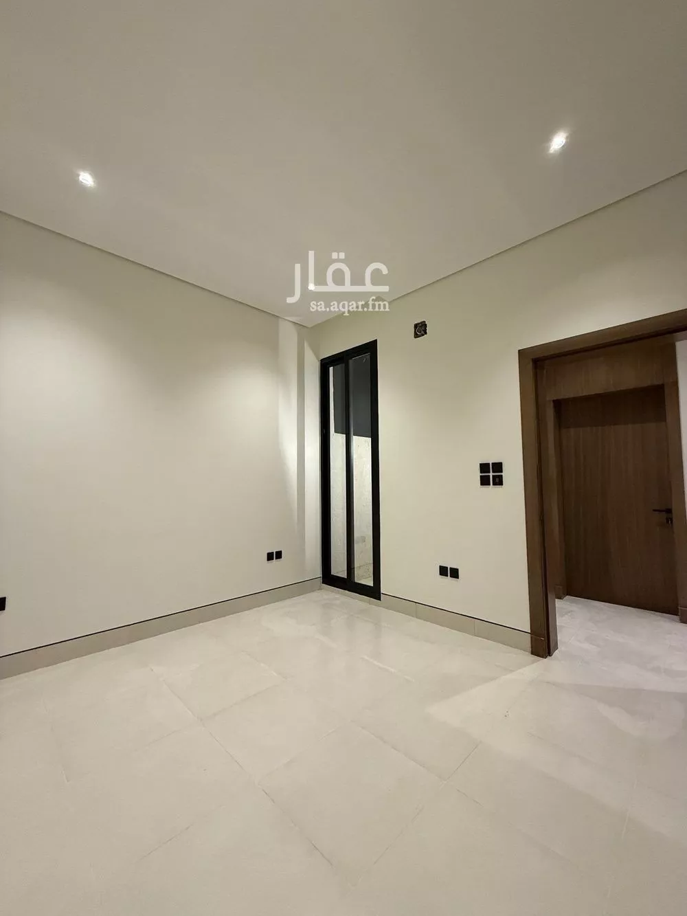 دور 3 غرف في السويدي 9