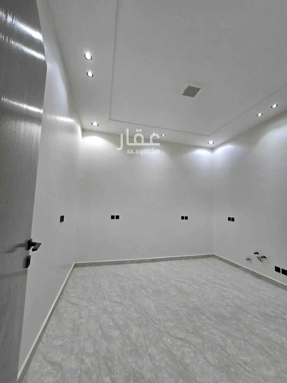 دور 8 غرف في عكاظ 21