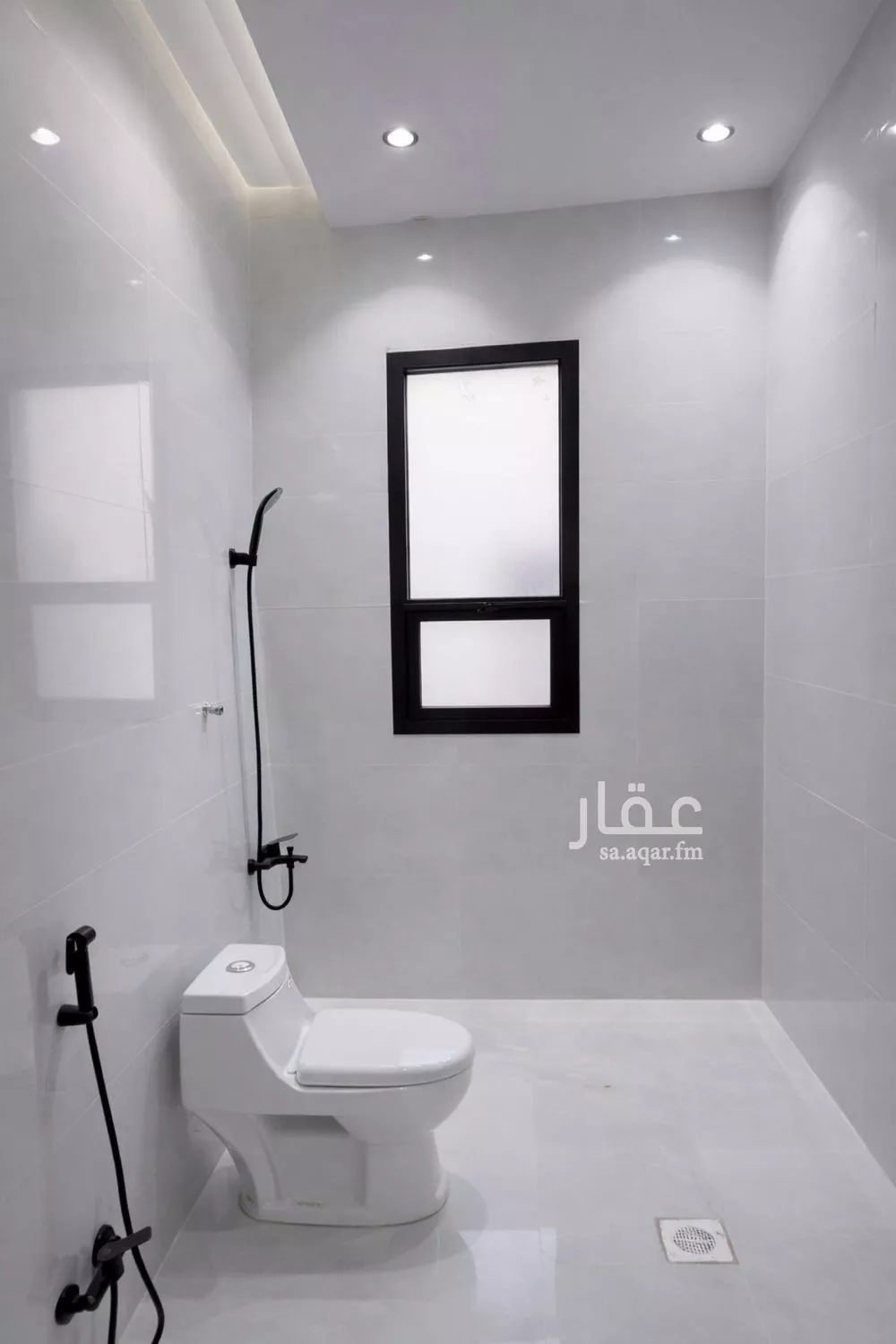 دور 6 غرف في طيبة 16