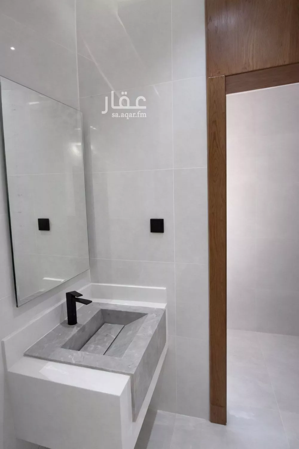 دور 6 غرف في طيبة 7