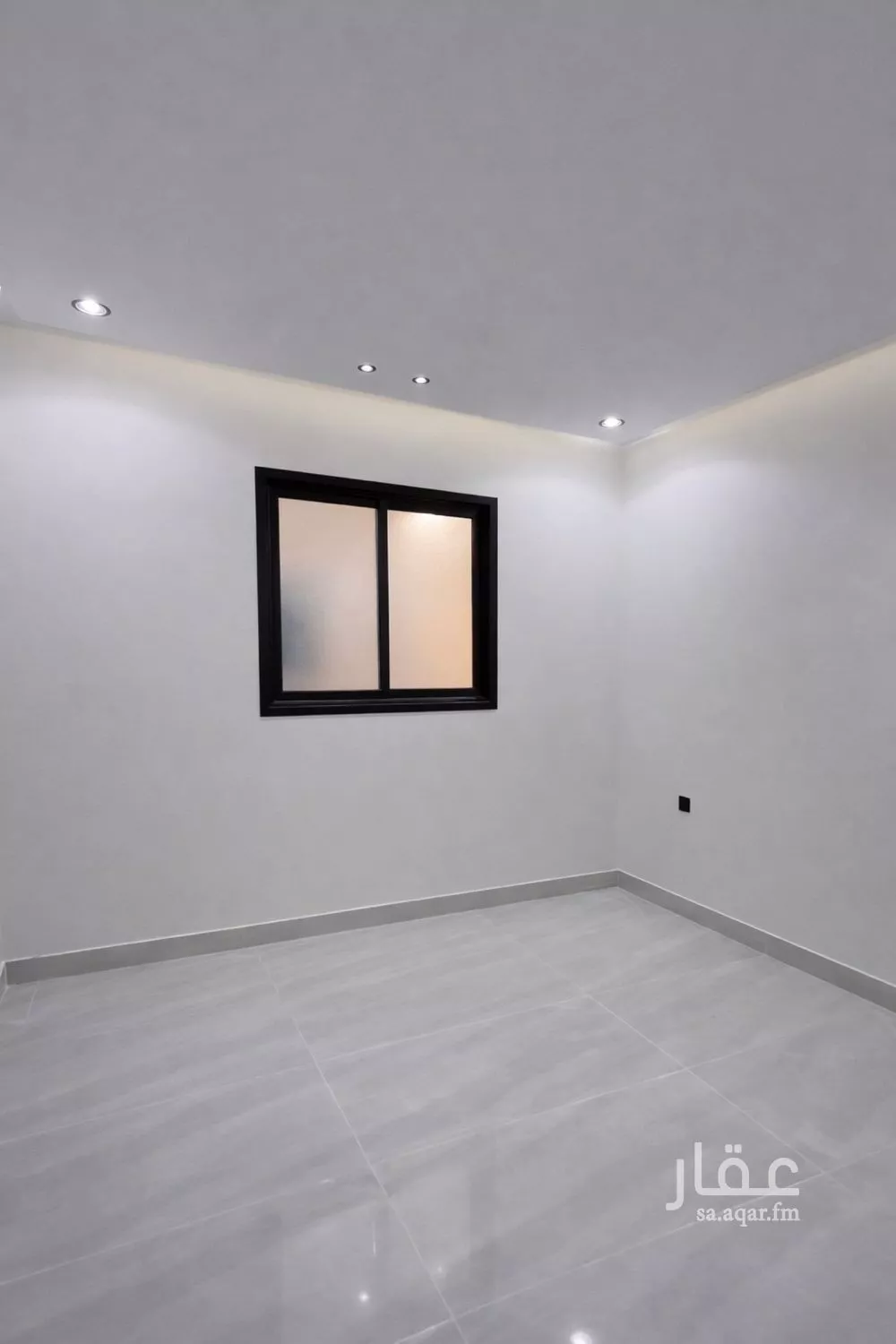 دور 6 غرف في طيبة 10