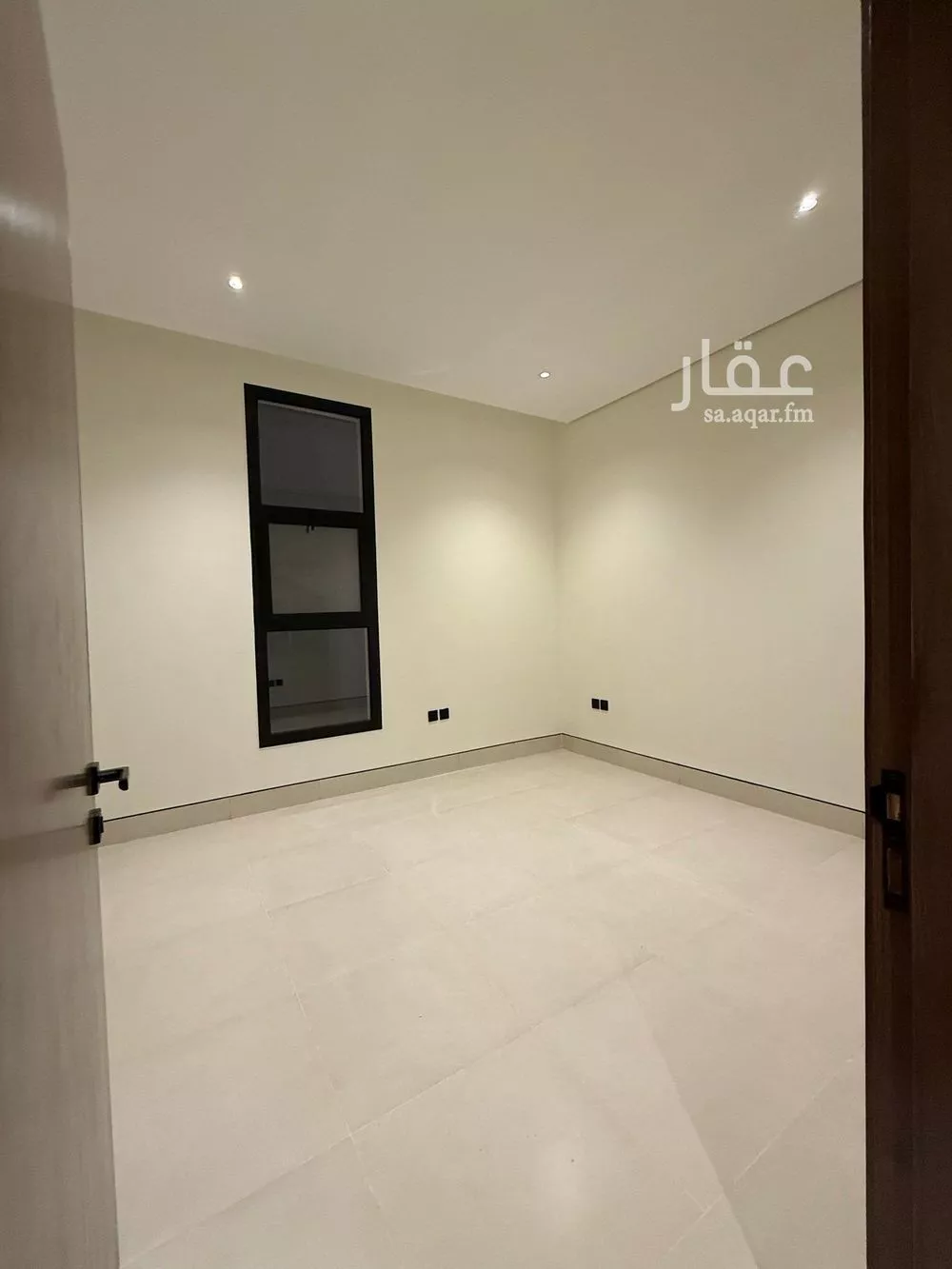 دور 3 غرف في السويدي 8