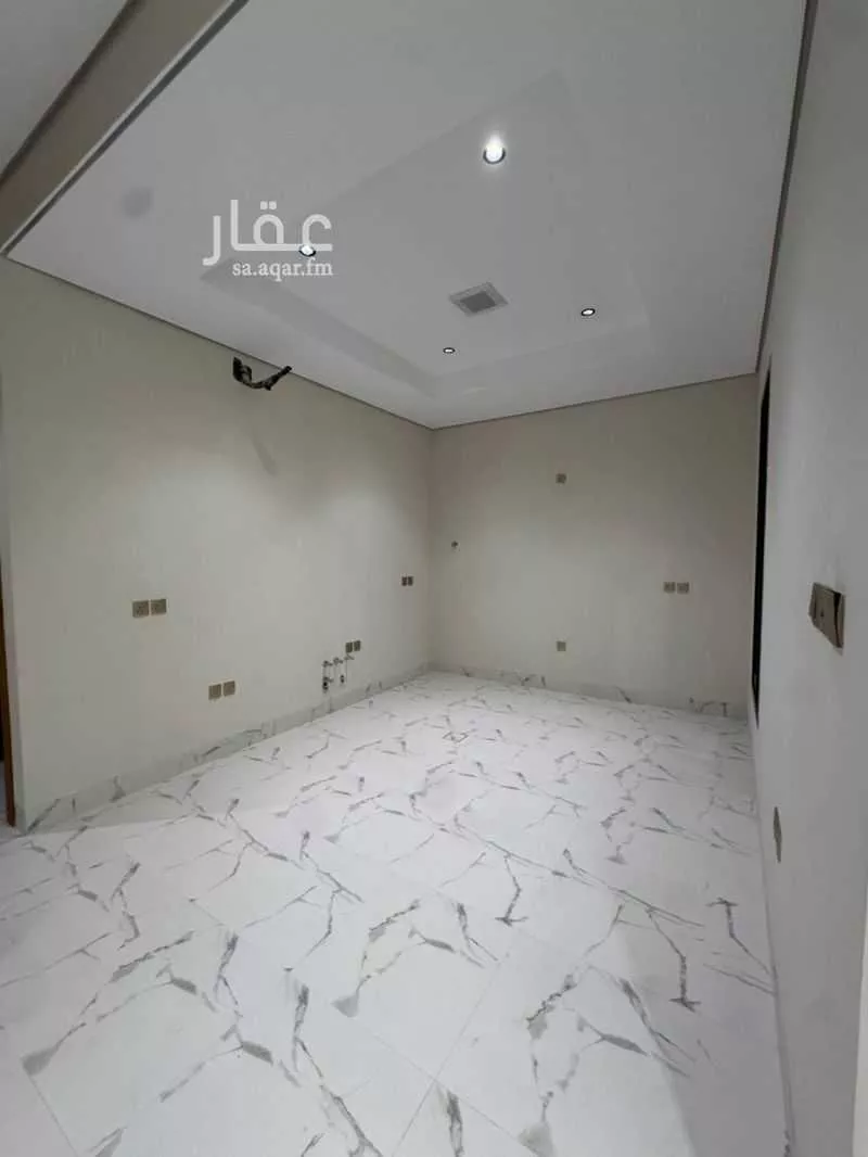 3 bedroom floor in Al Aridh 6