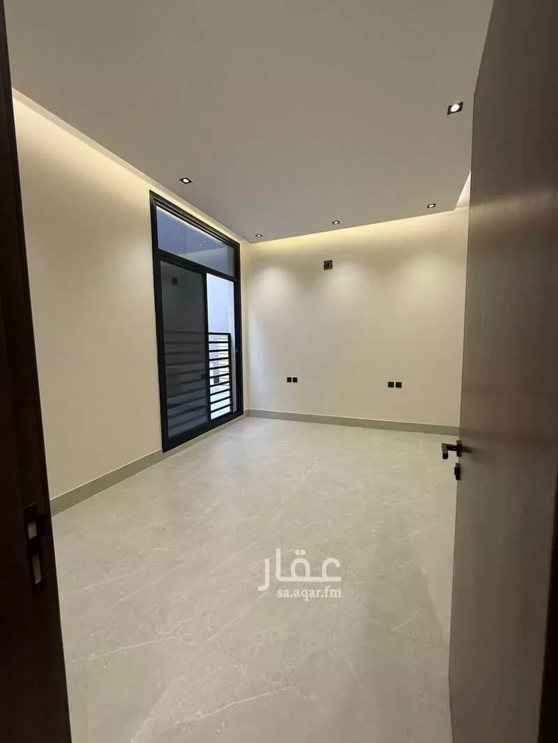 دور 3 غرف في العارض 12