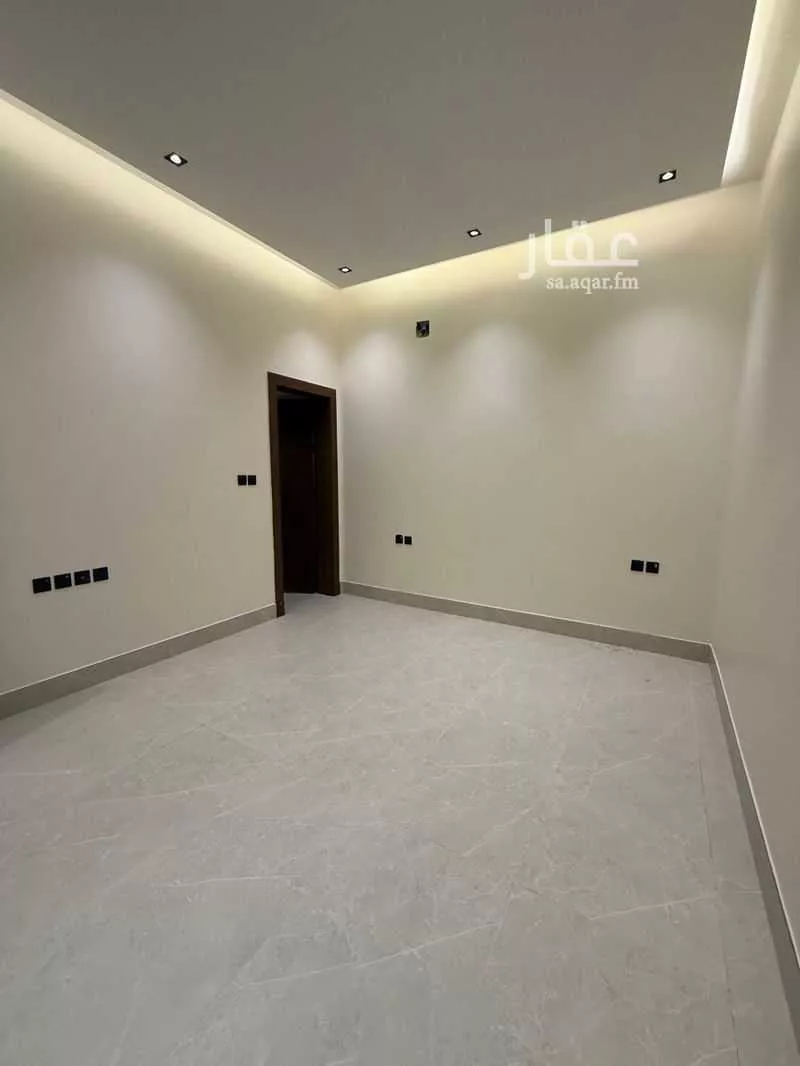 دور 3 غرف في العارض 17