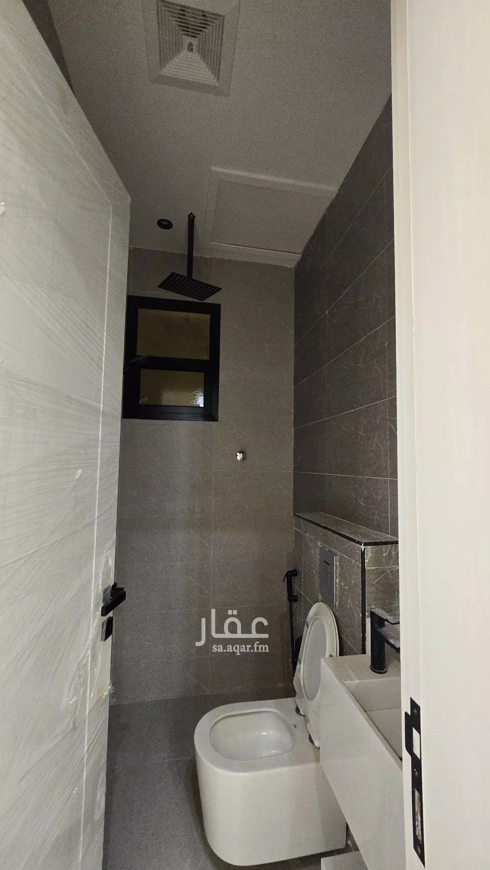 8 bedroom floor in Badr 24
