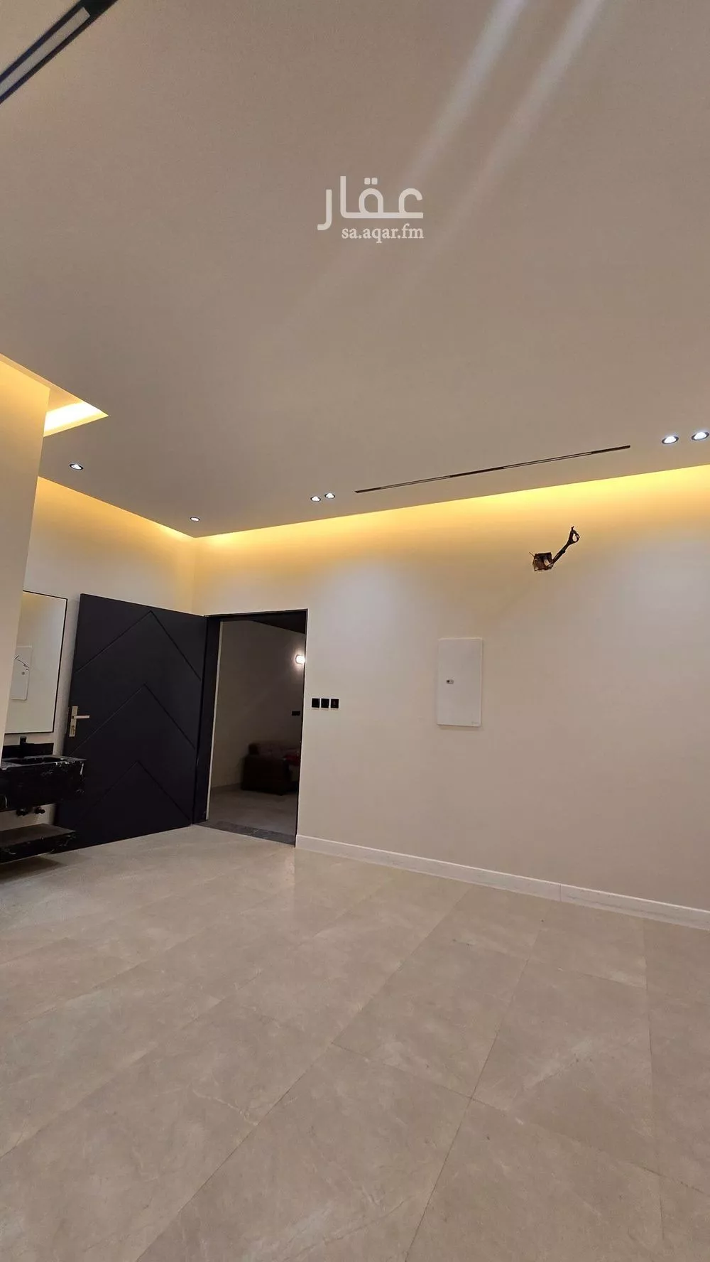 8 bedroom floor in Badr 4