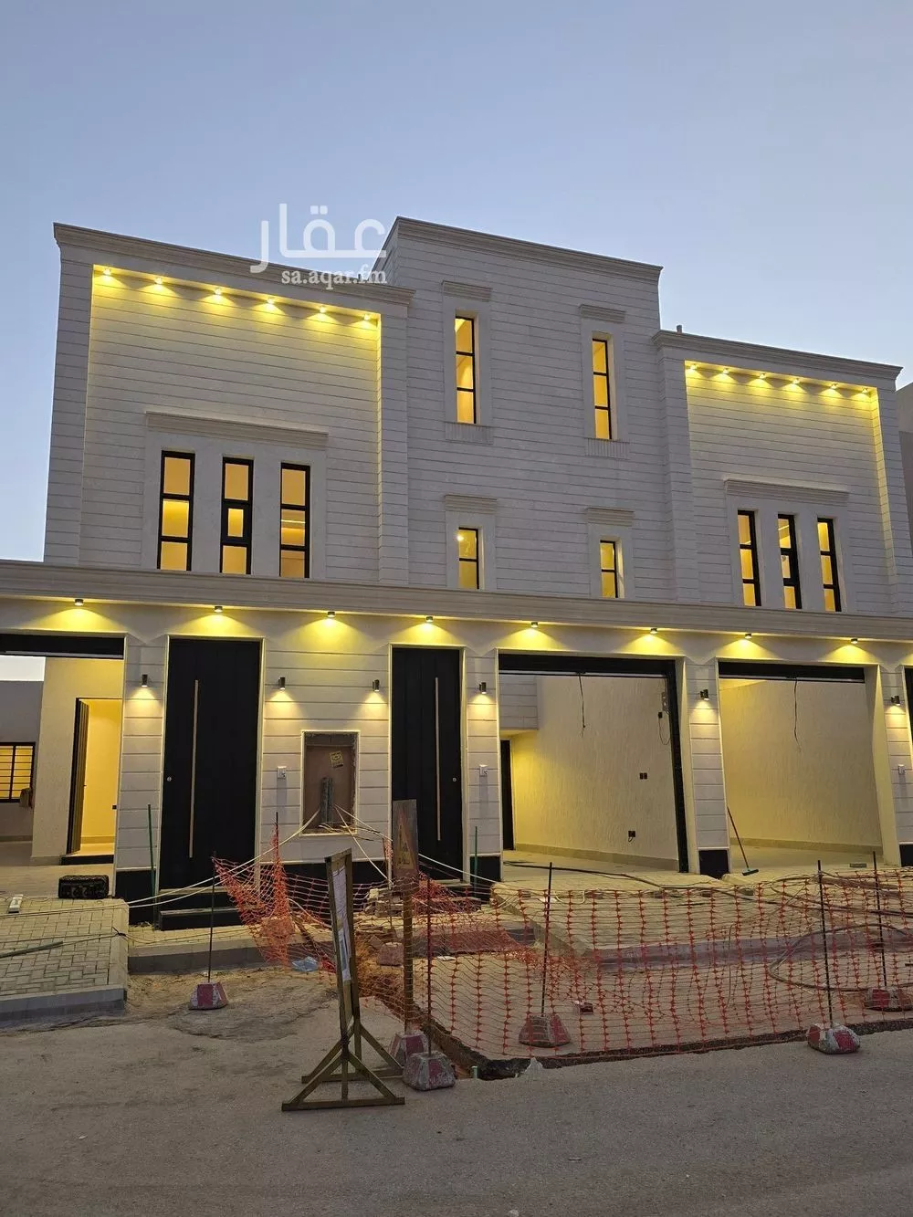 دور 6 غرف في احد 12