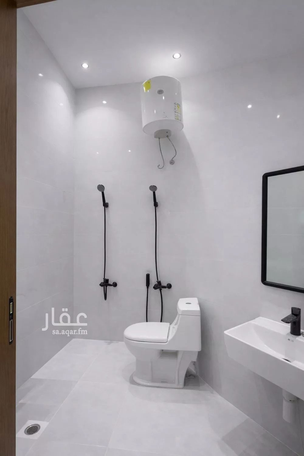3 bedroom floor in Taibah 11