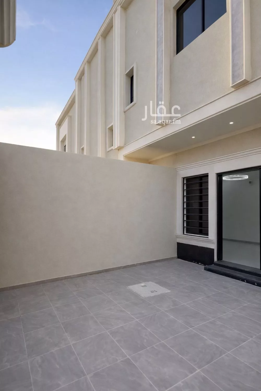 3 bedroom floor in Taibah 6