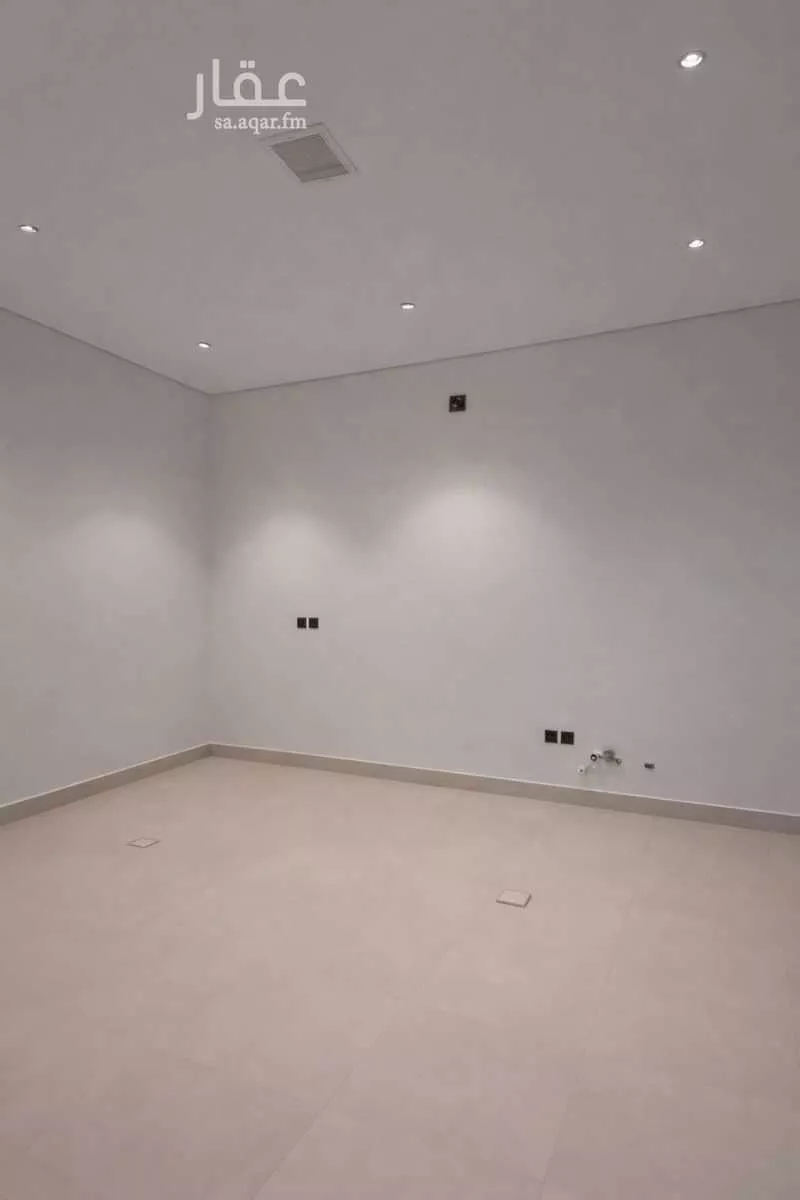 4 bedroom floor in Ash Sharq 2
