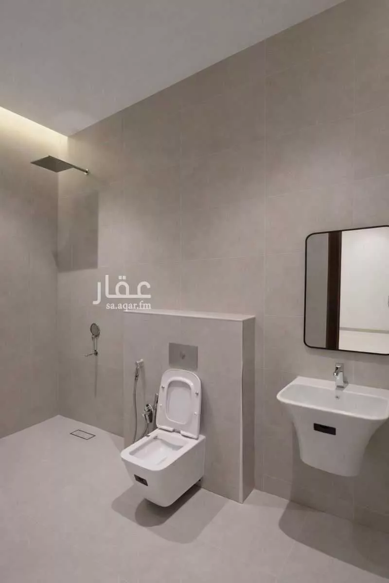 4 bedroom floor in Ash Sharq 6