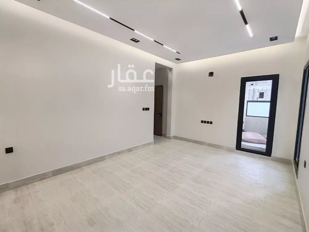 دور 4 غرف في الشرق 15
