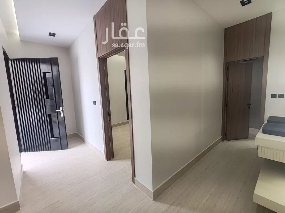 دور 4 غرف في الشرق 7