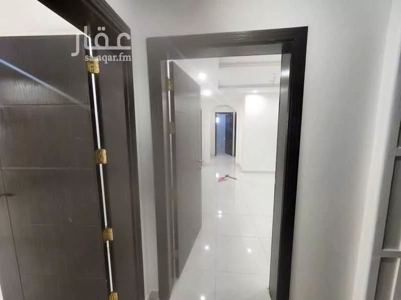 4 bedroom apartment in Abruq Ar Rughamah, Jeddah 8