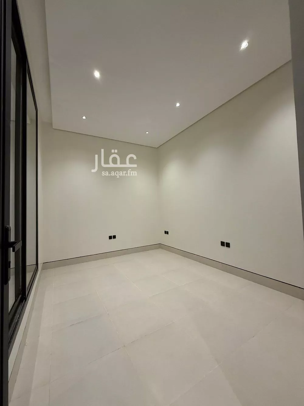 دور 4 غرف في السويدي 3