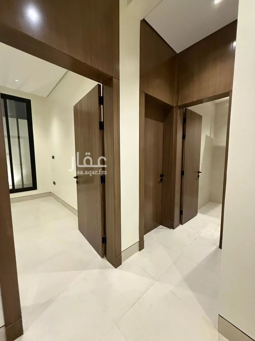 دور 4 غرف في السويدي 10