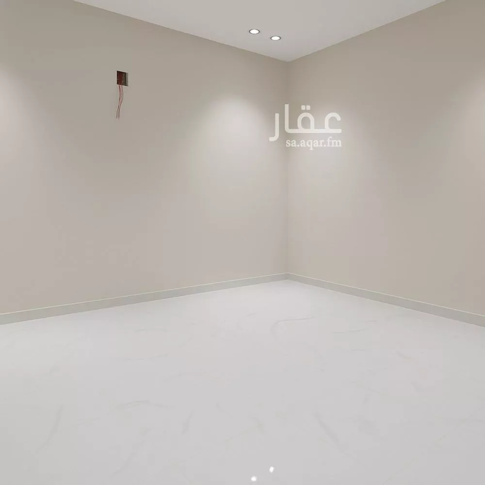 4 bedroom floor in Al Janadriyah 15