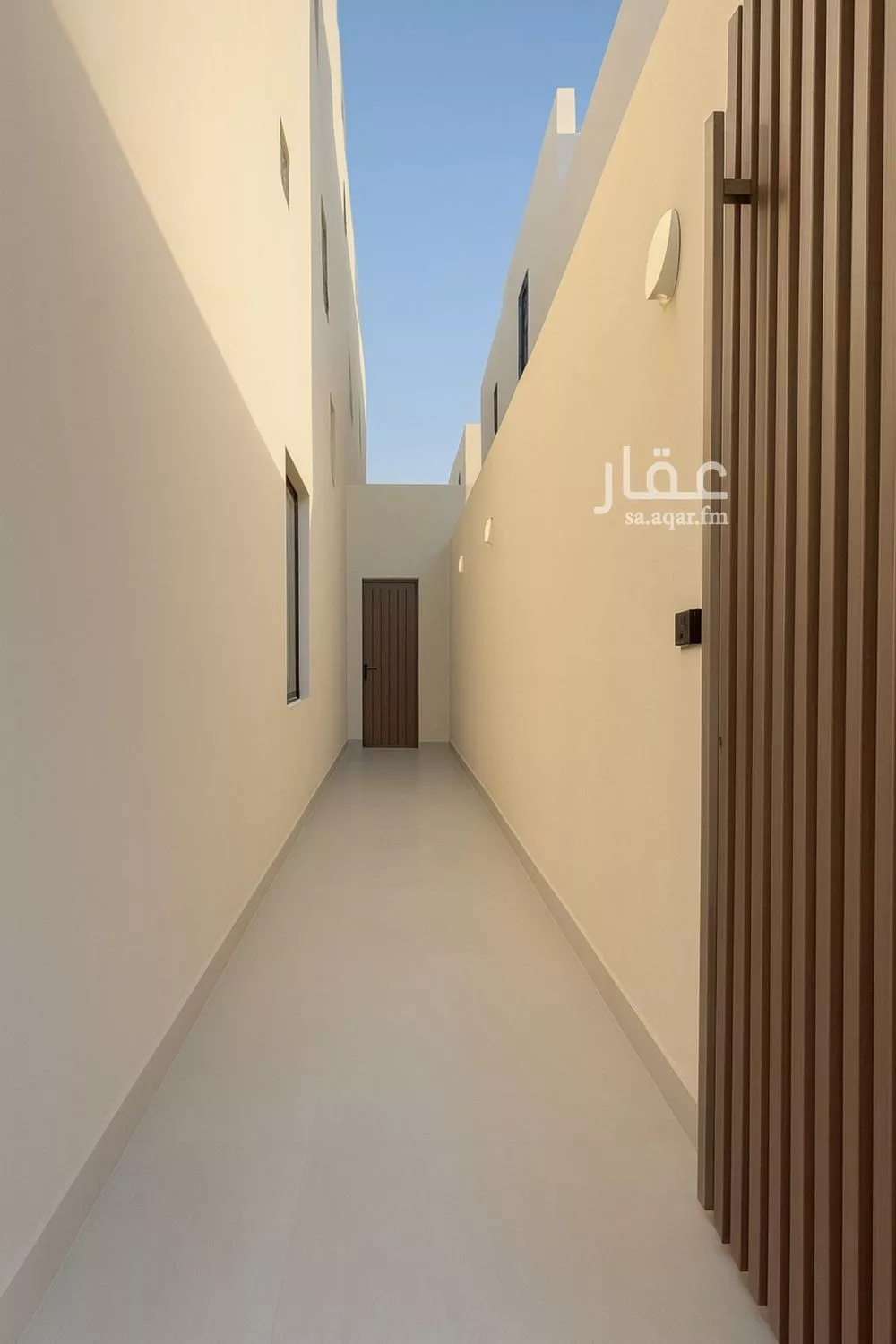 4 bedroom floor in Al Janadriyah 2