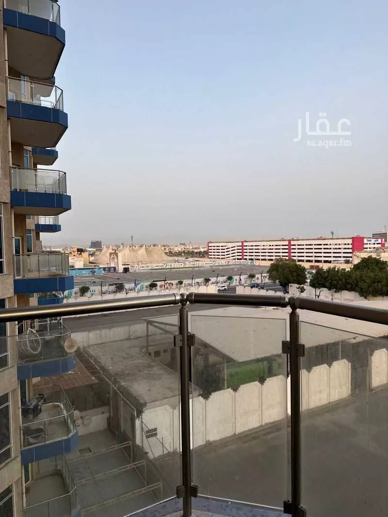 3 bedroom apartment in Al Shati, Jeddah 6