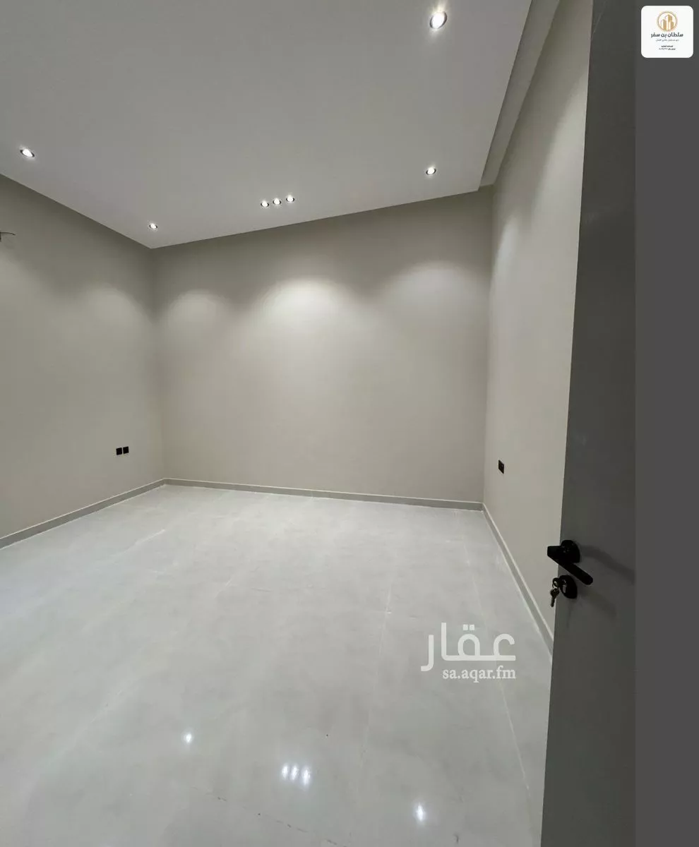 دور 8 غرف في الشرق 12