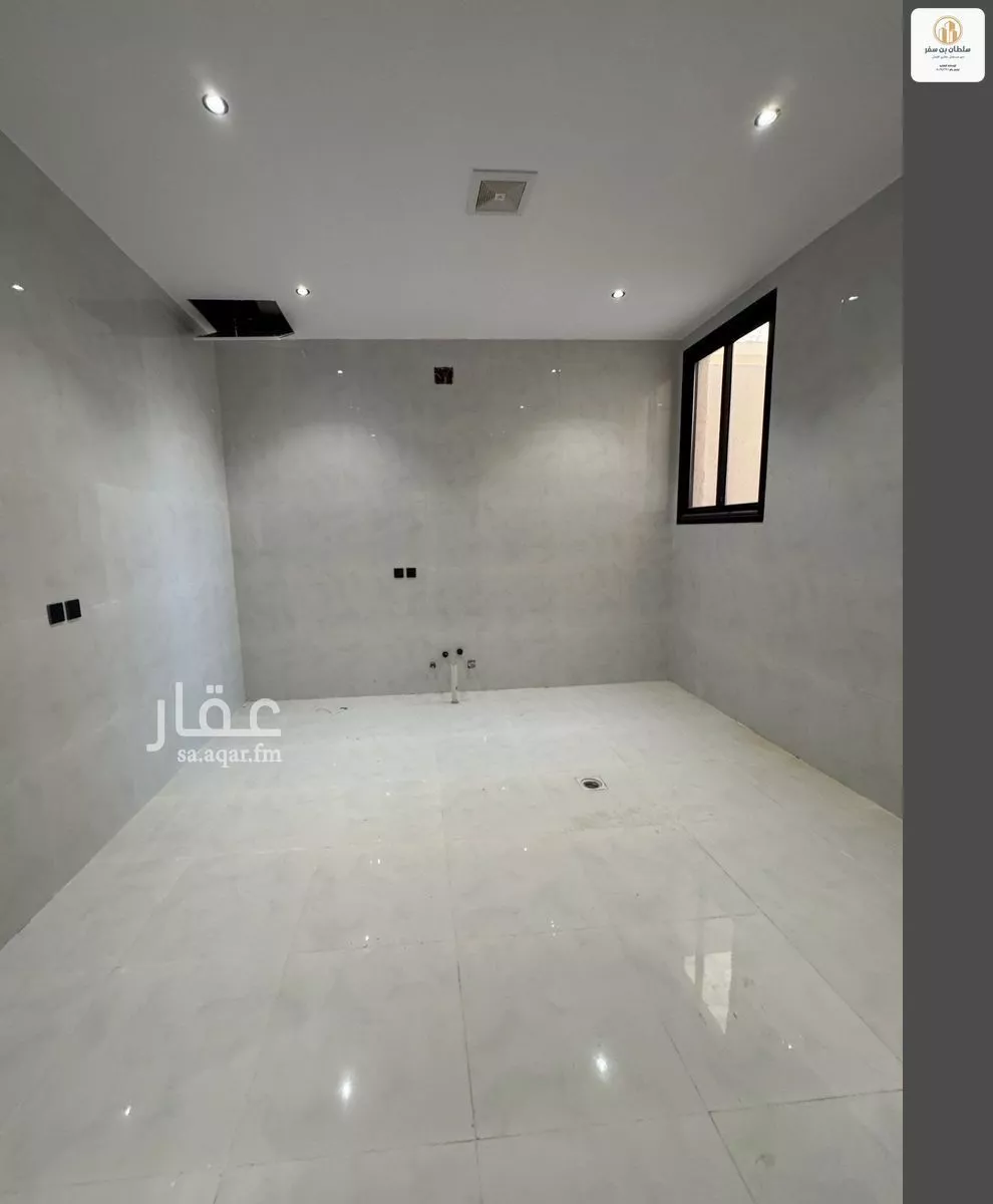 دور 8 غرف في الشرق 20