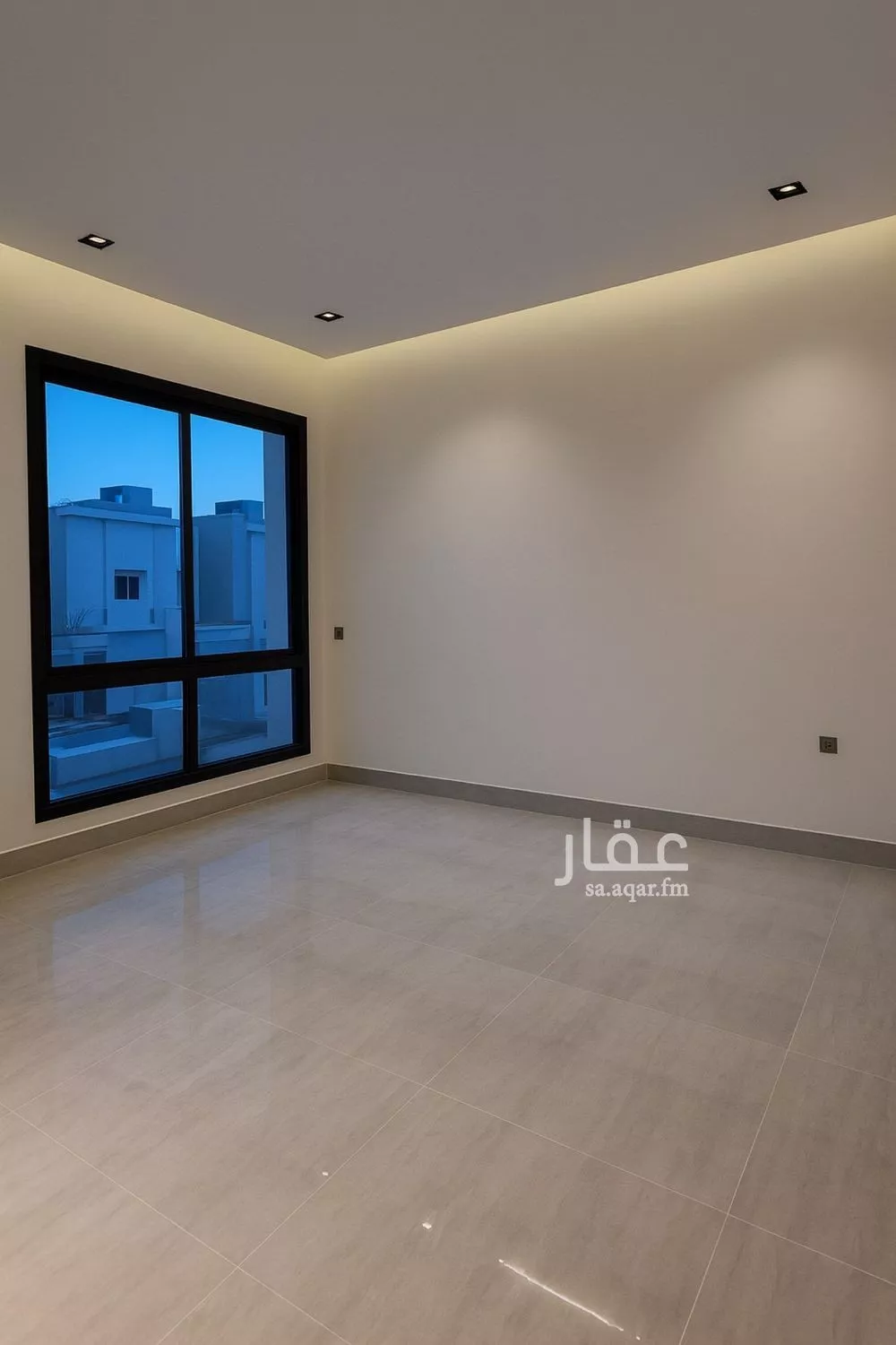 دور 5 غرف في الرمال 9