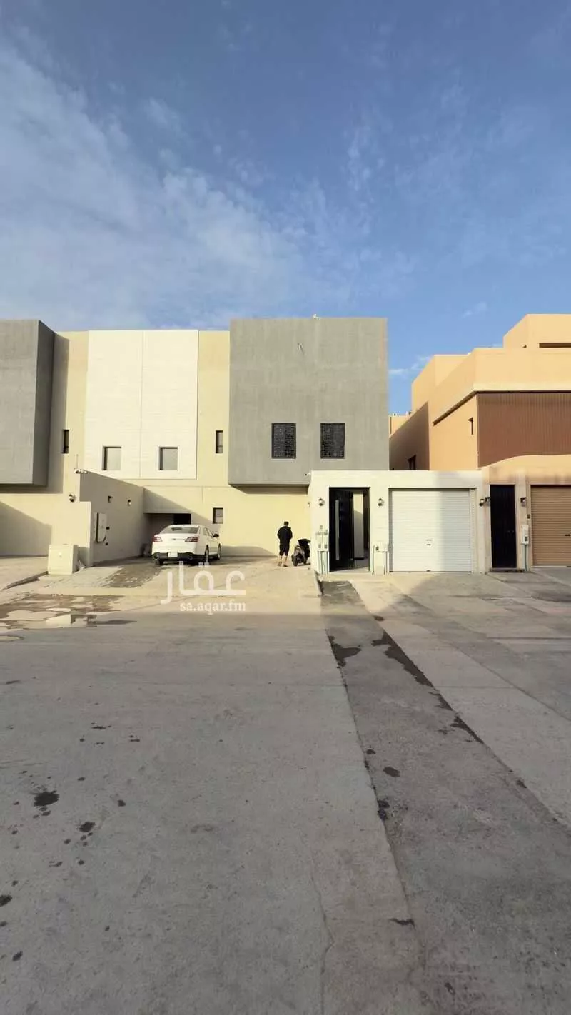 3 bedroom floor in Al Zahrah 2