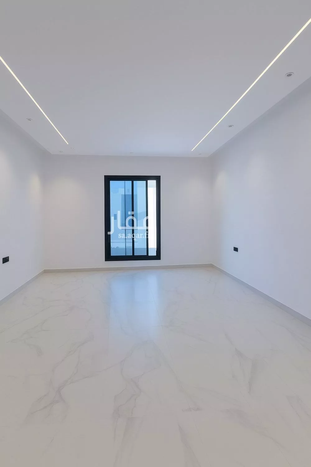 4 bedroom floor in Al Janadriyah 6