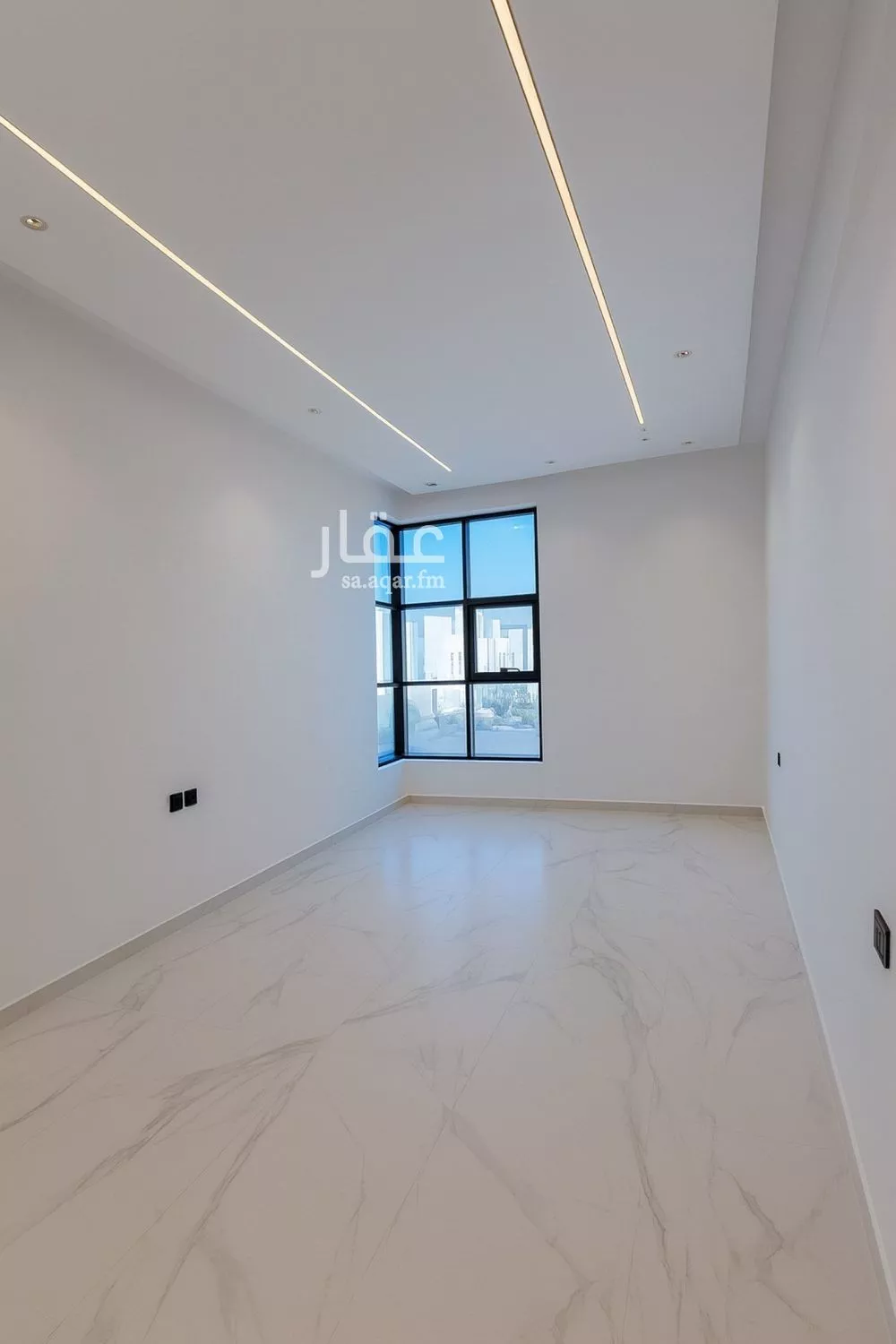4 bedroom floor in Al Janadriyah 8