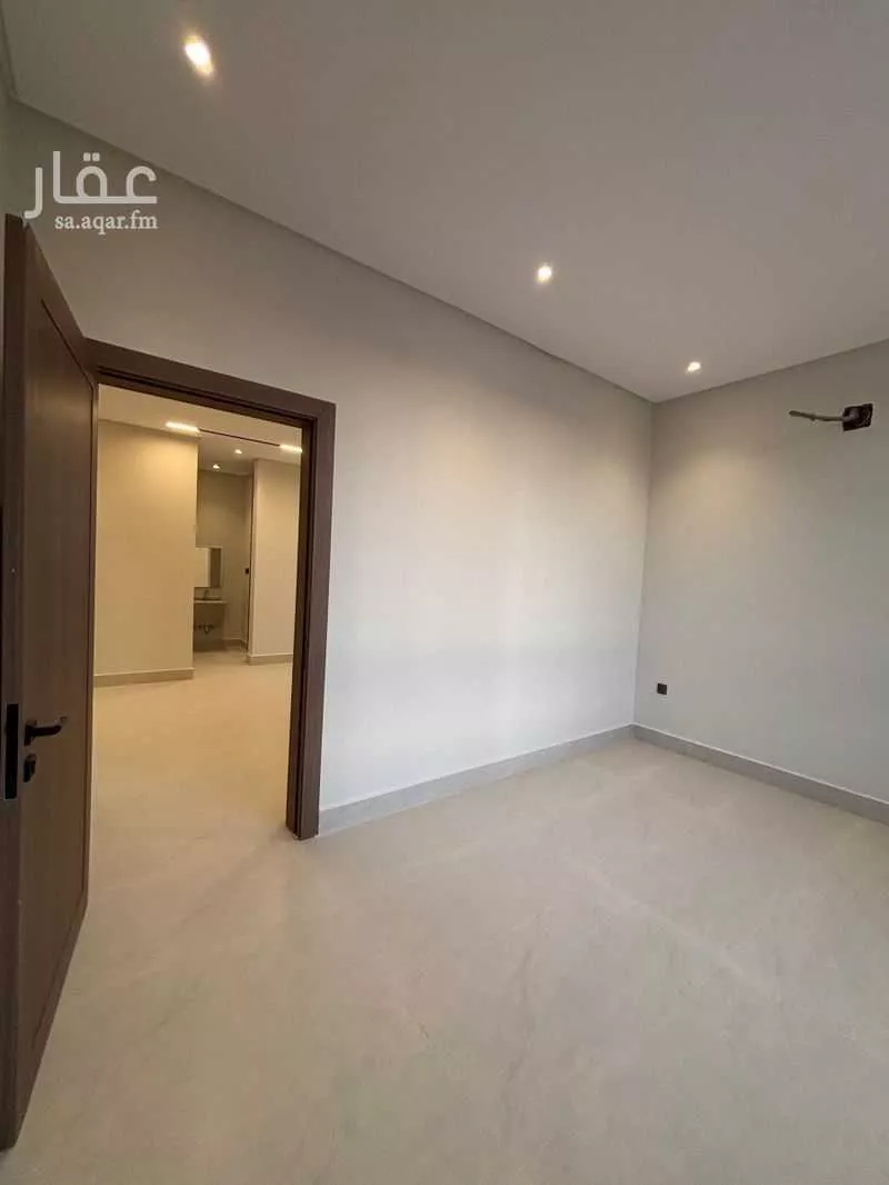 3 bedroom floor in Al Malqa 5