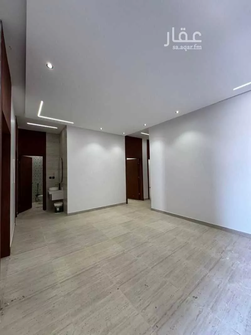 5 bedroom floor in Tuwaiq 11